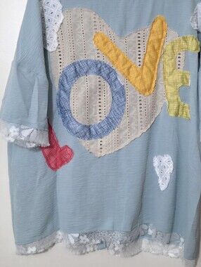 Oli & Hali Heart & "LOVE" Patchwork Applique Lace Batwing Top Shabby Chic Sz 2XL